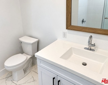 5806 La Mirada Avenue - Photo Thumbnail 5
