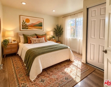 3630 W 60th Street - Photo Thumbnail 5