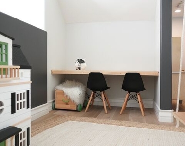 1038 11th Street - Photo Thumbnail 10