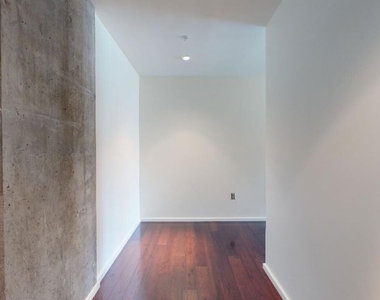 1155 S Grand Avenue - Photo Thumbnail 29