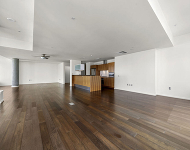 1155 S Grand Avenue - Photo Thumbnail 7