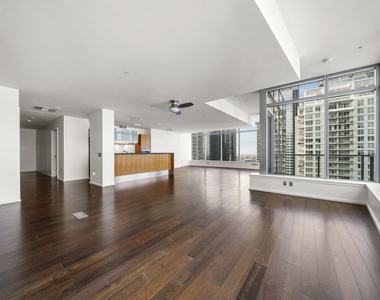 1155 S Grand Avenue - Photo Thumbnail 6