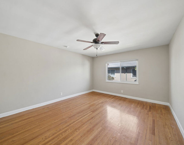 3644 Carmona Avenue - Photo Thumbnail 11