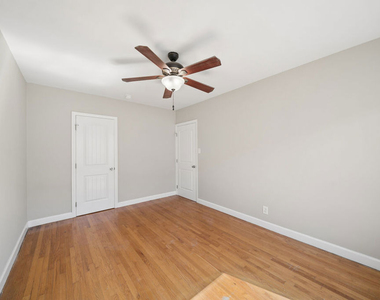 3644 Carmona Avenue - Photo Thumbnail 7