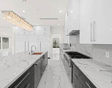 1439 Edris Drive - Photo Thumbnail 9