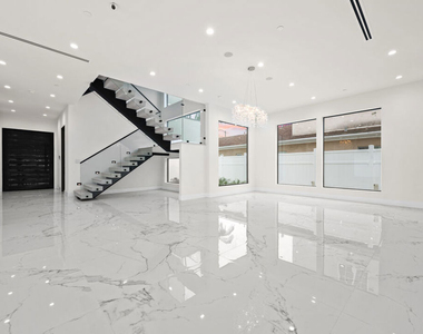 1439 Edris Drive - Photo Thumbnail 4