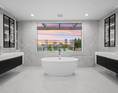 1439 Edris Drive - Photo Thumbnail 35