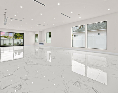 1439 Edris Drive - Photo Thumbnail 1