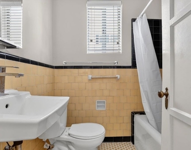 1147 6th Street - Photo Thumbnail 16