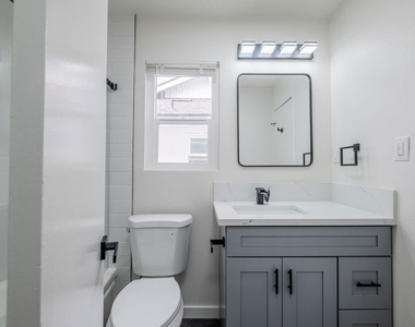 4712 Del Amo Boulevard - Photo Thumbnail 23