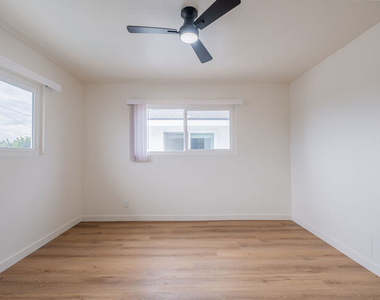 4712 Del Amo Boulevard - Photo Thumbnail 27