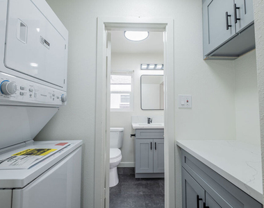 4712 Del Amo Boulevard - Photo Thumbnail 22
