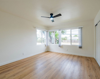 4712 Del Amo Boulevard - Photo Thumbnail 18
