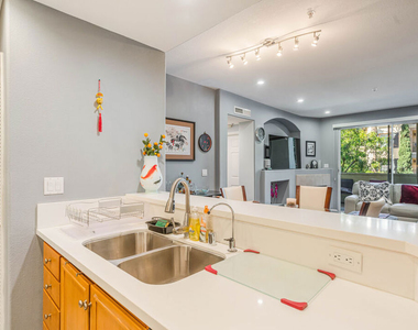 12963 Runway Road - Photo Thumbnail 4