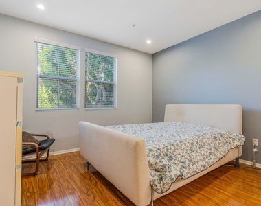 12963 Runway Road - Photo Thumbnail 10