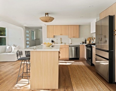 8223 Yucca Trail - Photo Thumbnail 10