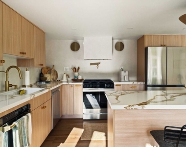 8223 Yucca Trail - Photo Thumbnail 4