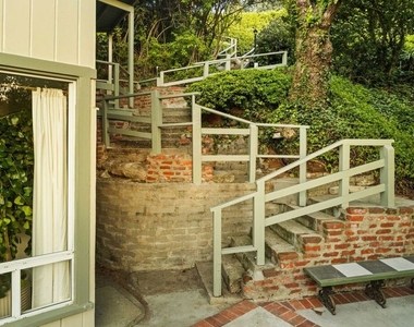 8223 Yucca Trail - Photo Thumbnail 31