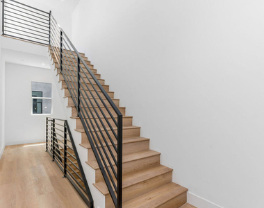 1834 N Echo Park Avenue - Photo Thumbnail 14