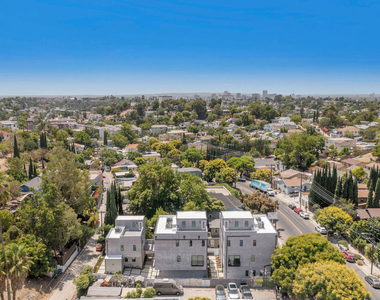 1834 N Echo Park Avenue - Photo Thumbnail 22