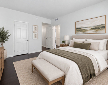 1515 Amherst Avenue - Photo Thumbnail 24