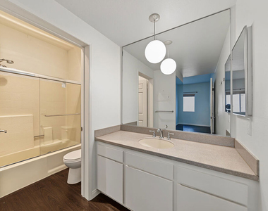 1515 Amherst Avenue - Photo Thumbnail 29