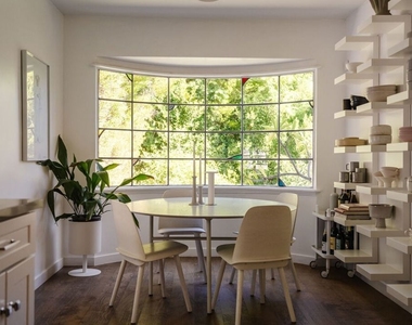 1803 N Stanley Avenue - Photo Thumbnail 8