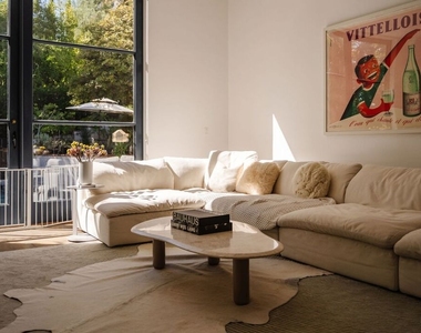 1803 N Stanley Avenue - Photo Thumbnail 2