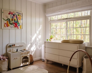 1803 N Stanley Avenue - Photo Thumbnail 17