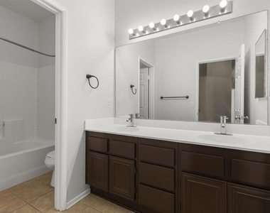 4470 Brisbane Way - Photo Thumbnail 28