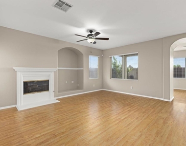 4470 Brisbane Way - Photo Thumbnail 10