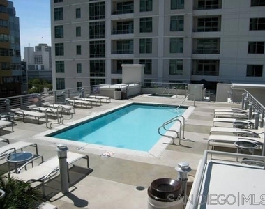 425 W Beech St - Photo Thumbnail 6