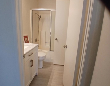 9916 Scripps Westview Way - Photo Thumbnail 6