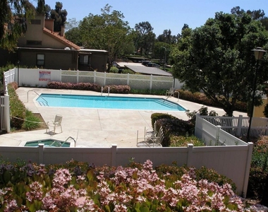 9916 Scripps Westview Way - Photo Thumbnail 13