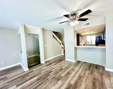 821 America Way - Photo Thumbnail 11