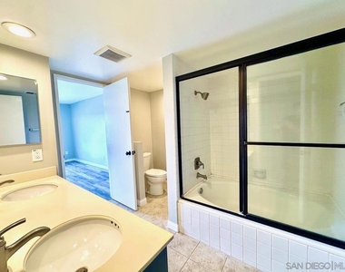 821 America Way - Photo Thumbnail 23