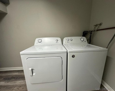 821 America Way - Photo Thumbnail 26