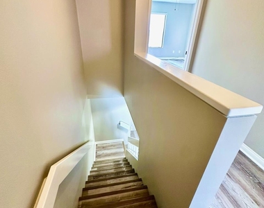821 America Way - Photo Thumbnail 18