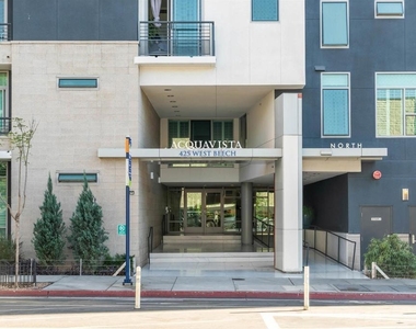425 W Beech Street - Photo Thumbnail 38