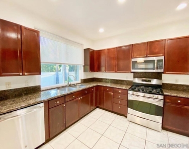 11248 Carmel Creek Rd - Photo Thumbnail 9