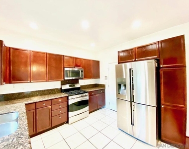 11248 Carmel Creek Rd - Photo Thumbnail 10