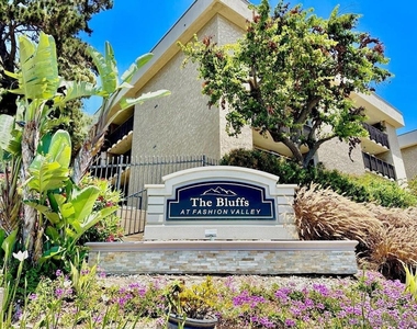 6202 Friars Rd - Photo Thumbnail 12