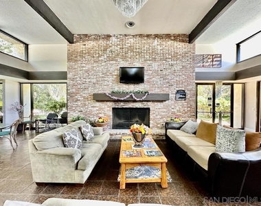 6202 Friars Rd - Photo Thumbnail 19