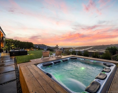 948 Santa Estella - Photo Thumbnail 35