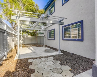 506 Canyon - Photo Thumbnail 19