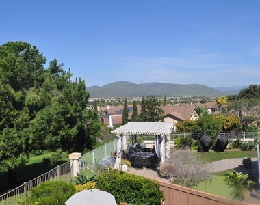 2387 Forest Meadow Court - Photo Thumbnail 17