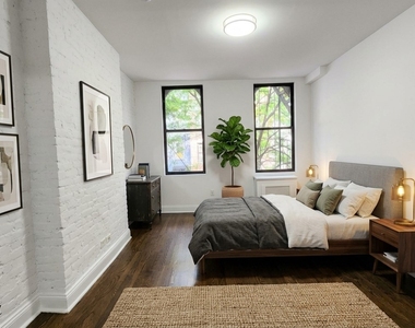 East 89th Street - Photo Thumbnail 1