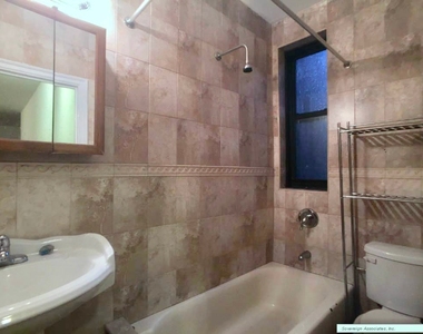30 Dongan Place - Photo Thumbnail 7