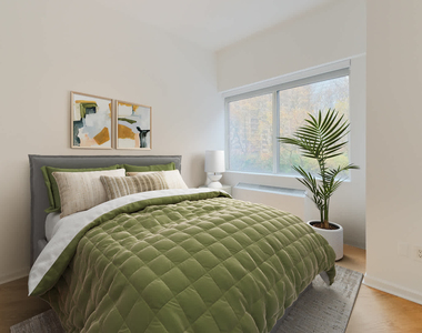 180 Riverside Blvd - Photo Thumbnail 22