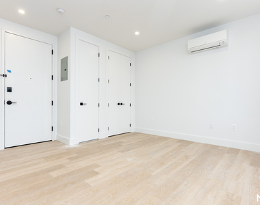 1629 Brooklyn Ave 11210 - Photo Thumbnail 8